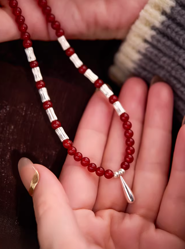 Crimson Agate Vintage Necklace