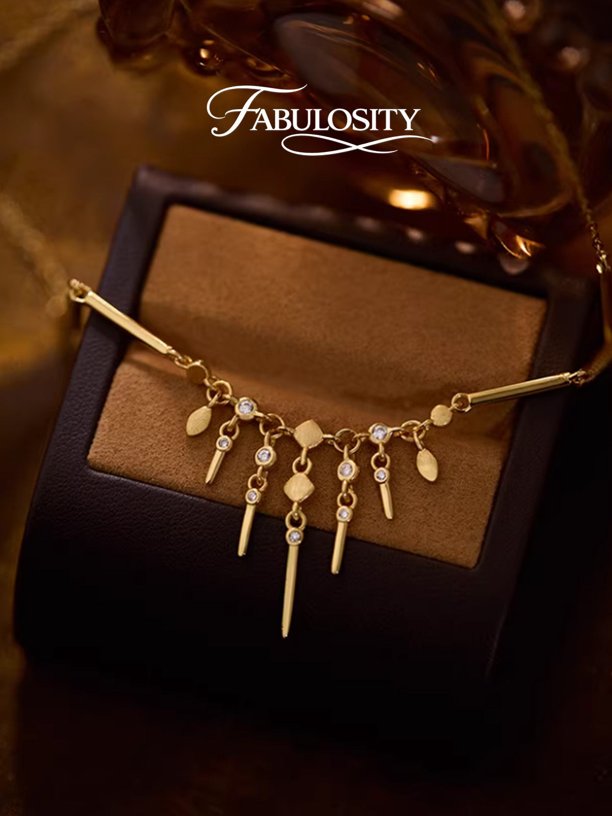 Retro Luxe Minimal Necklace